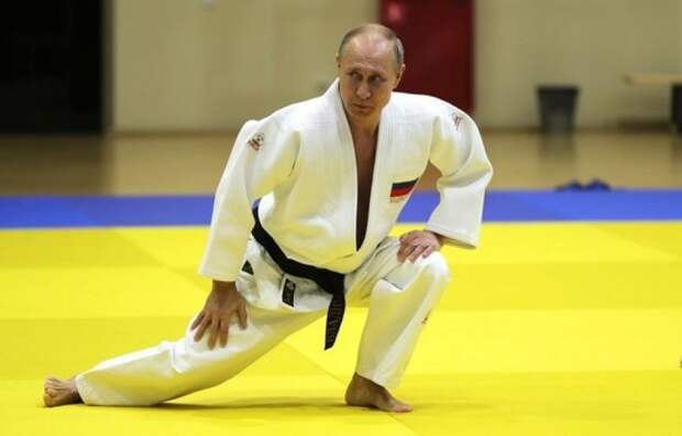 Всемирная федерация тхэквондо лишила Путина почетного черного пояса Всемирная федерация тхэквондо лишила Путина почетного черного пояса