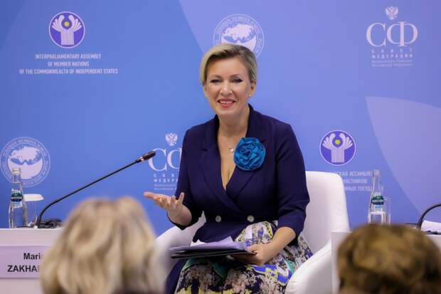 Ответ Захаровой был блестящим: в КНР пришли в восторг от ее шутки про финскую разведку