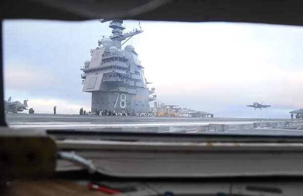 Пентагон усомнился в боевой пригодности авианосца Gerald R