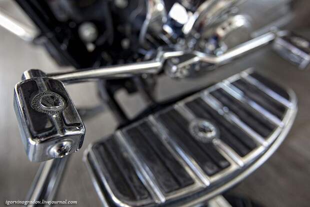 Мотоцикл Harley-Davidson крупным планом (28 фото)