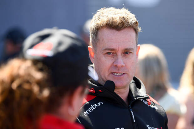 Телеведущего госпитализировали после жуткого ДТП