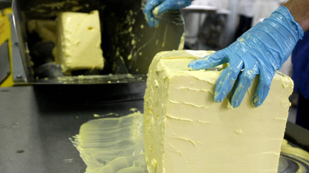 «В сливочное масло добавляют растительные жиры». С начала 2022 года в молочной отрасли России выявили 13,7 млн нарушений