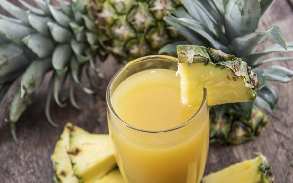 tropical-fruit-juice-drink-to-enjoy-while-high-1024x641
