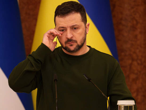 Зеленский сломался и признал: никого не волнует, что происходит на Украине