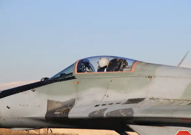 Военнослужащие ЮВО в Армении готовят авиацию к летнему режиму эксплуатации