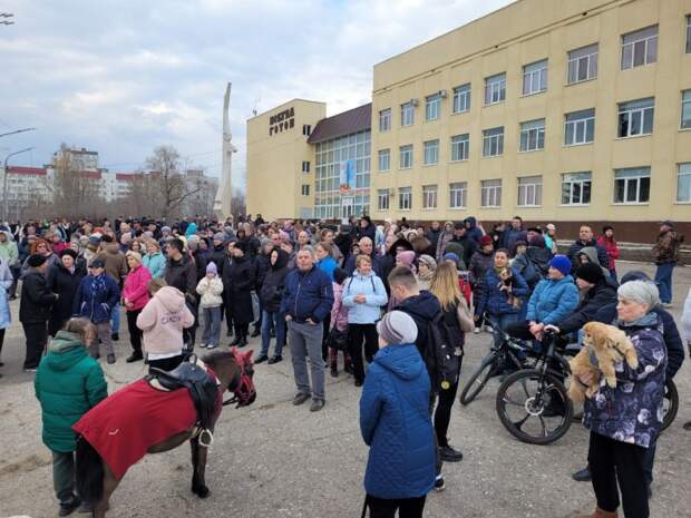 Школа vs. парк в Самаре
