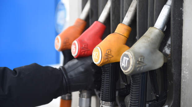 Цена бензина АИ-95 снова бьёт рекорды: Рост стоимости топлива продолжается уже неделю