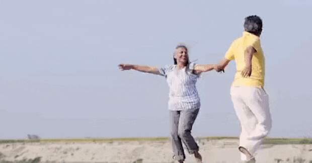 Метаанализ: активность, меньше сидения и сон 7–8 часов после 35 лет снижают риск деменции