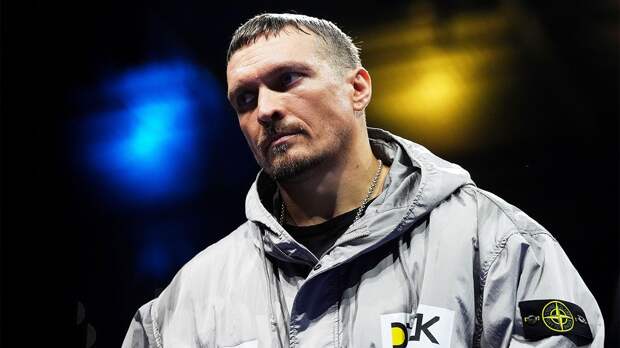 Боксер Усик сыграл за футбольную команду-участника Лиги конференций от Украины