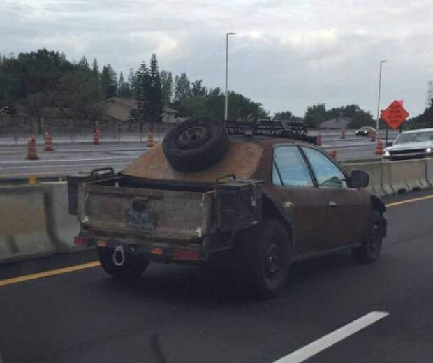 Странные автомобили на дорогах общего пользования (32 фото)