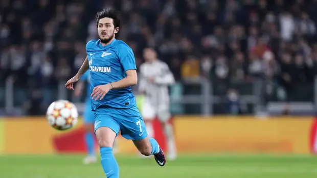 «Матч ТВ»: «Байер» запретил Азмуну тренироваться две недели по медицинским показаниям