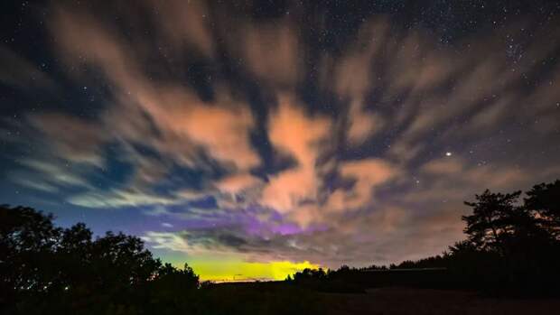 В Ленинградской области заметили северное сияние