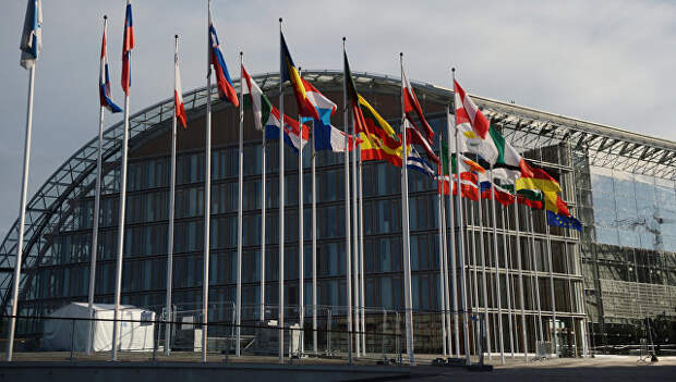 Здание Европейского банка реконструкции и развития. Архивное фото