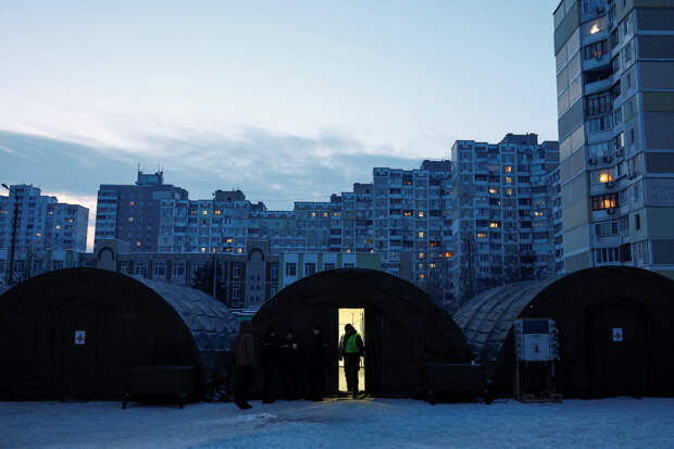 В Киеве приготовились рыть сельские туалеты