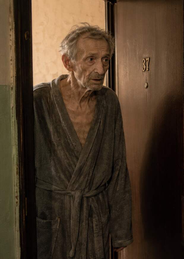 Ищу женщину до 35 лет, способную к деторождению — написал 62-летний сосед на сайте знакомств