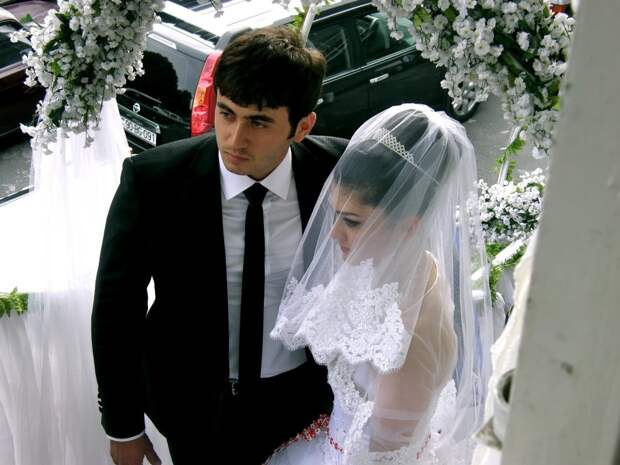 Русским девушкам на заметку: как кавказские мужчины выбирают себе невест