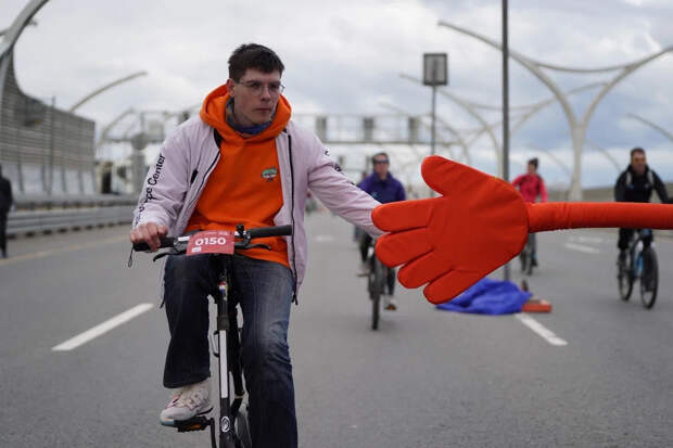 Рекорд на колесах: на ЗСД Фонтанка Фест проходит крупнейшая благотворительная велоакция