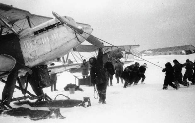 epopeya-chelyuskinczev-sto-chelovek-desyat-mesyaczev-i-odna-ldina-19