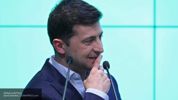 Зеленский назначил бизнес-партнера Шефира первым помощником президента