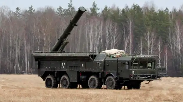 Армия РФ доставила в Изюм и Купянск пасхальные угощения и гумпомощь на 160 т