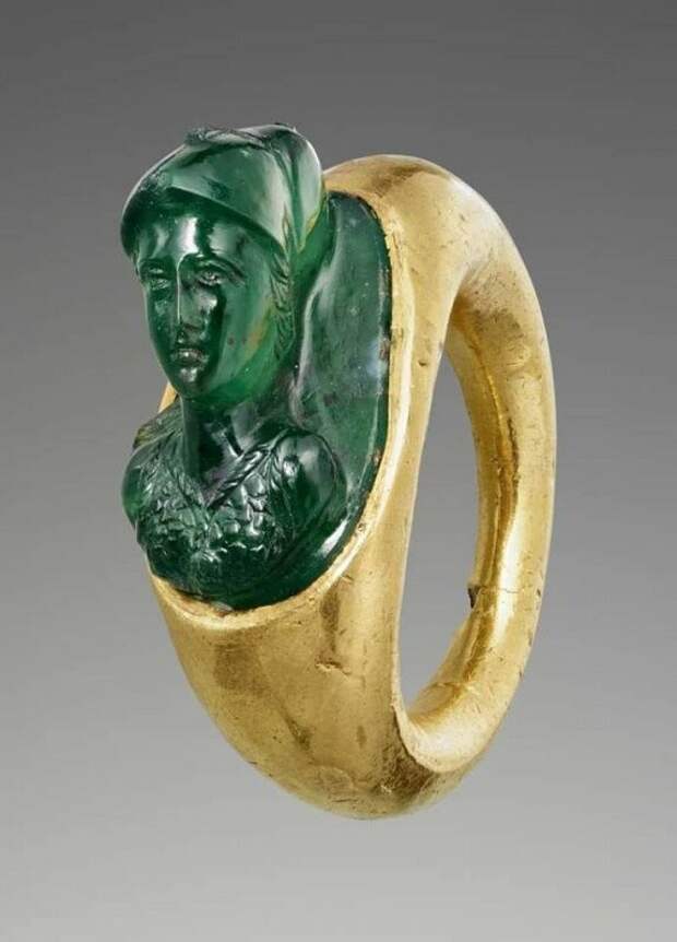 Древнеримское кольцо с головой богини Минервы, 1 век. Музей Гетти, Калифорния. история, ретро, фото