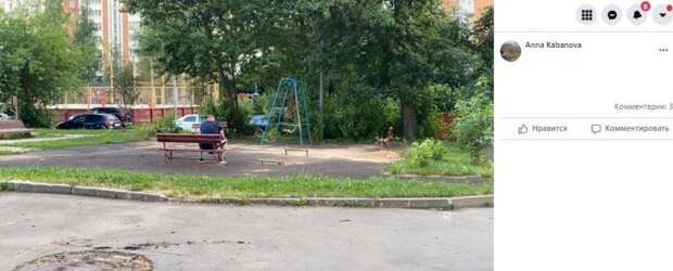 Резиновое покрытие на детской площадке на Дыбенко появится до 21 августа — управа