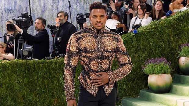 Названы самые стильные мужчины Met Gala 2026