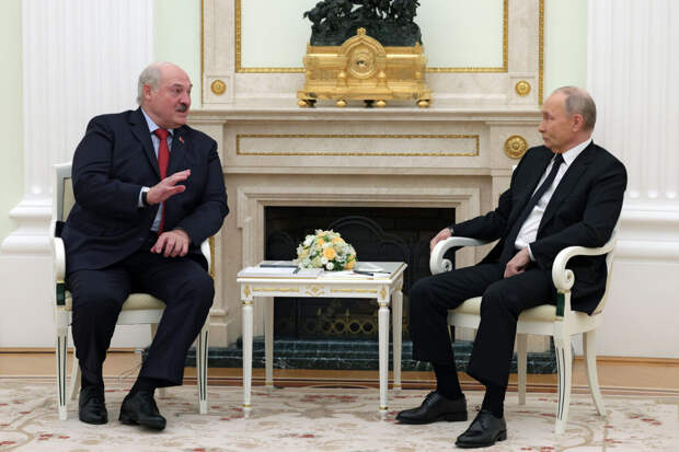 Путин и Лукашенко на встрече вечером 8 мая обсудили ситуацию вокруг Украины