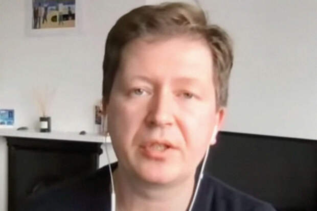 Иноагента-журналиста Солдатова будут заочно судить за уклонение от обязанностей