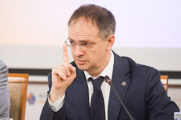 Мединский: заморозка конфликта на Украине может привести к ядерной войне