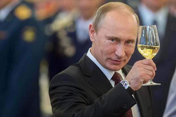 "Золотой успех Путина": на Западе признали - Путин одержал историческую победу над США