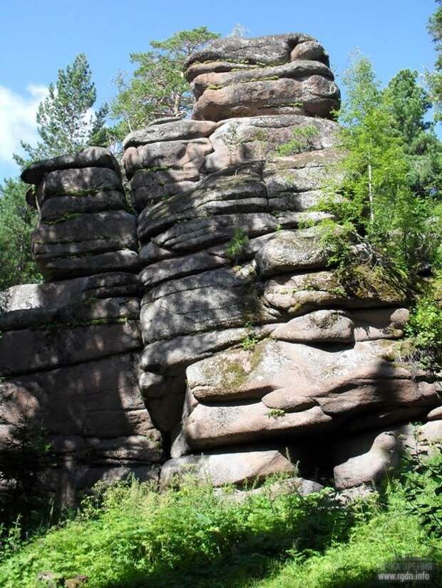 Комплекс Мининские столбы, Красноярский край
