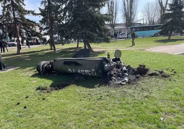 ВСУ ракетой «Точка-У» нанесли удар по вокзалу Краматорска