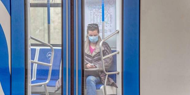 Дептранс: Утром в метро 99% пассажиров надели маски. Фото: mos.ru