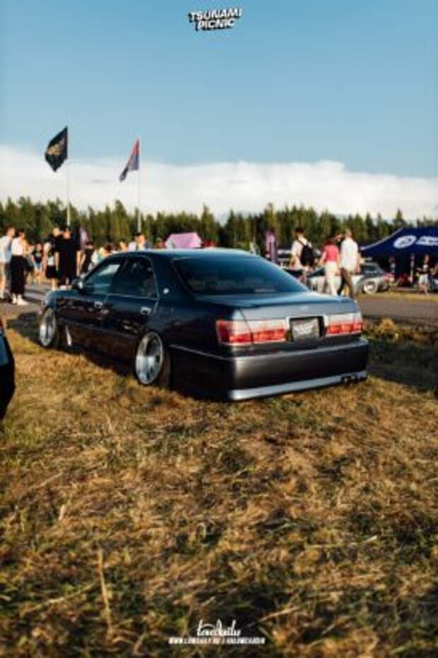 tsunami picnic x lowdaily 59