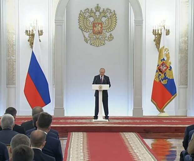 В.В. Путин на встрече с депутатами нового состава Госдумы объявляет о целях поддержки граждан. 