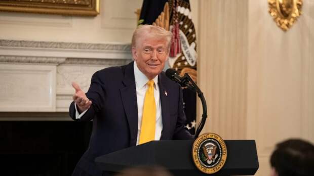 Bloomberg: потери в войне с Ираном могут стоить Трампу власти