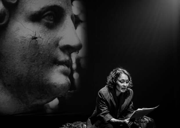 Арина Лыкова адаптировала для театральной сцены роман Константина Вагинова «Козлиная песнь»