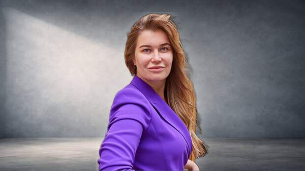 «Я узнала себя по-новому»: как автокатастрофа и развод закалили 47-летнюю Кристину Бабушкину, а затем настиг скандал с мужем