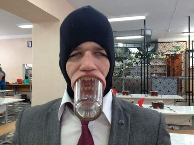 Фрики нашего городка бывает же такое, идиоты, странные, фрики, что творят, юмор