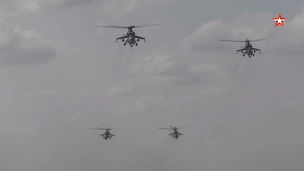 На аэродромах в Оренбуржье разместили более 100 боевых вертолетов