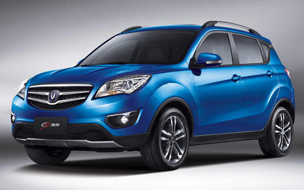 Changan CS35 — обычный переднеприводный китайский компактный кроссовер