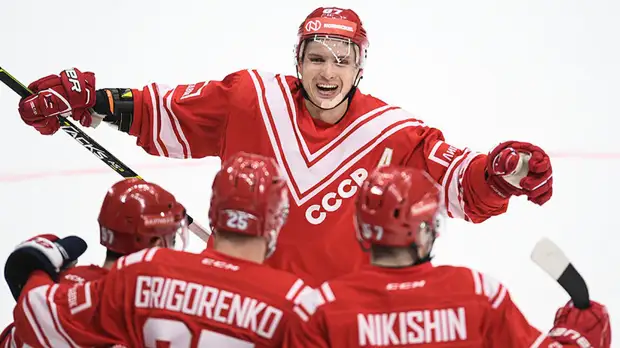 Стремительное начало: гол Грицюка на 14-й секунде и дубль Григоренко помогли России победить Чехию на КПК