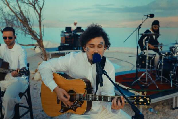 Эхо Мертвого моря с привкусом лжи: Моргенштерн* пытается заработать на тоске по Родине