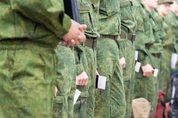 С каким диагнозом освободят от службы в армии: названы 3 основные причины
