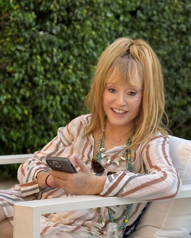 Алла Пугачева стала «матерью» для Анастасии Волочковой после операции в Германии