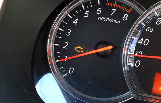 Check Engine ("Проверьте двигатель") – один из основных сигналов на приборной панели автомобиля. Он сообщает водителю о возникновении неисправности, которая так или иначе связана с силовой установкой.