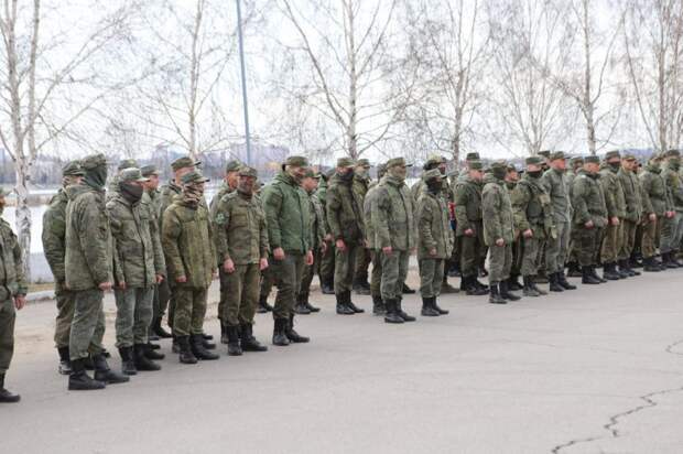 Отряд бойцов отправился сегодня из Иркутска на спецоперацию