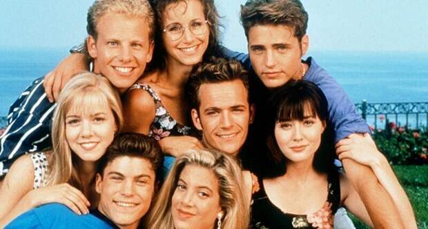 14. "Беверли-Хилз 90210" (Beverly Hills, 90210)