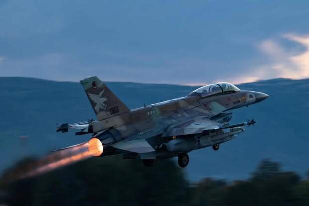 Израиль поддержал ультиматум Трампа, начав удары по инфраструктуре Ирана